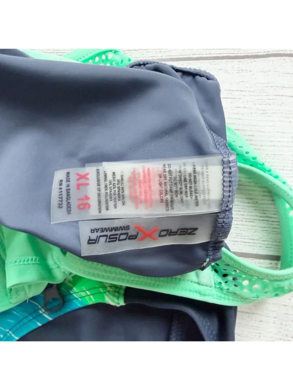 ZeroXposur Girls Athletic One Piece Swimsuit Zipper Stripes XL 16